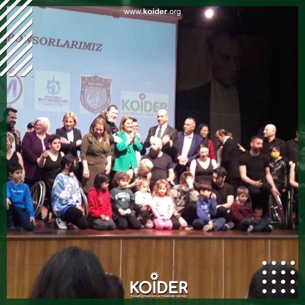 TEKERLEKLİ SANDALYE’DE DANS